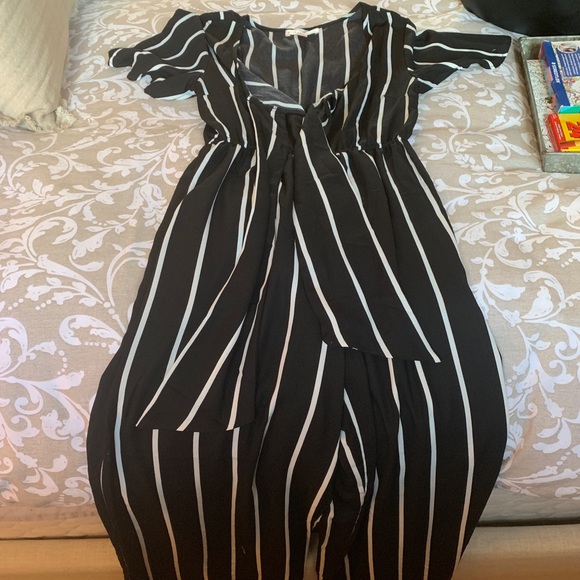 Pin strip romper - Picture 2 of 2